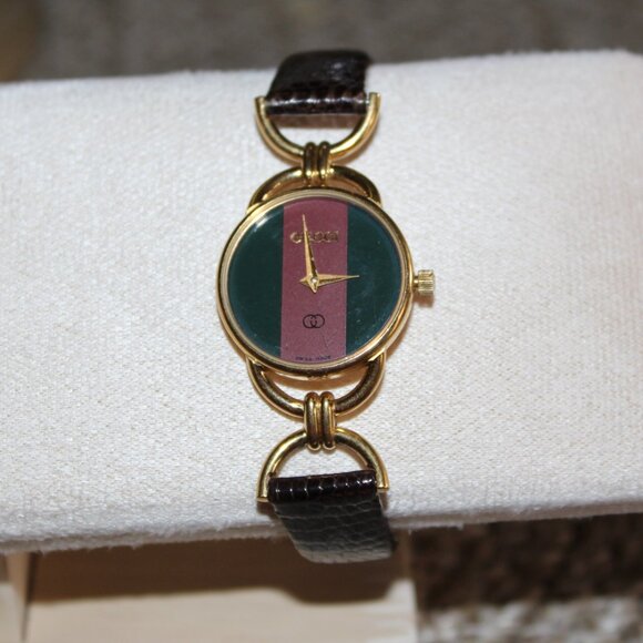 Womens Gucci Watch 6000L Great shape! - Picture 2 of 14